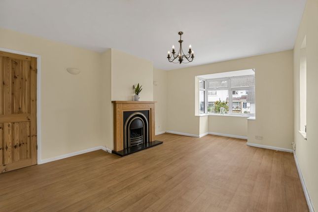 10, Chapel Lane, Cheltenham photo 4