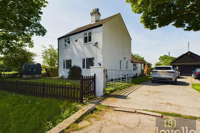 3-bed detached on The White House, Station Road, Mablethorpe, £315,000