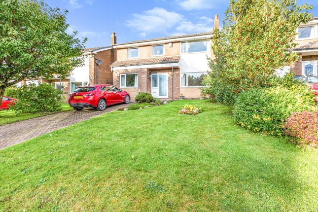 Thumbnail Detached house for sale in Meadow Close, Reedley, Burnley, Lancashire