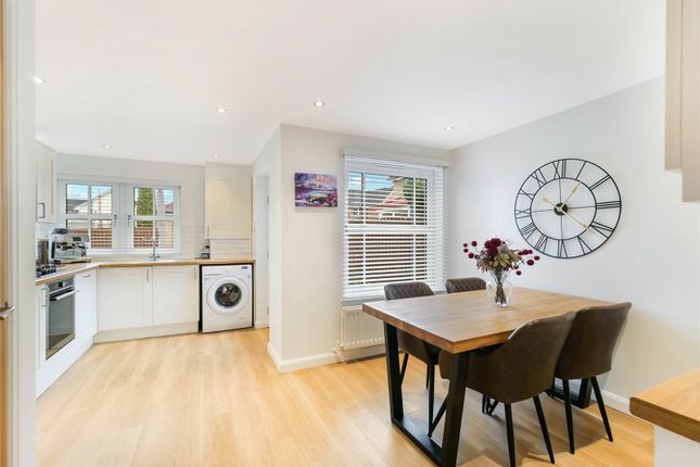 62, Jackson Drive, North Lararkshire photo 4