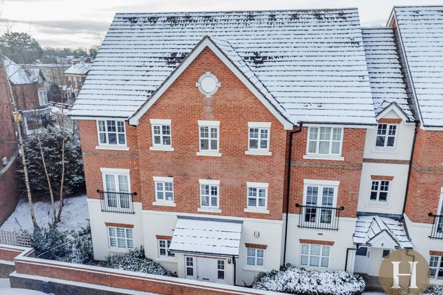 2-bed flat on 1b Lords Lordswood Road, Birmingham, £198,000