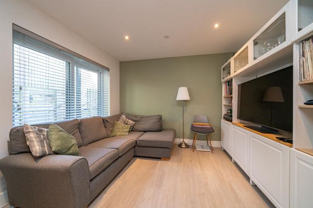 2 The Birches, 15 Sandridge Park, St Albans photo 4