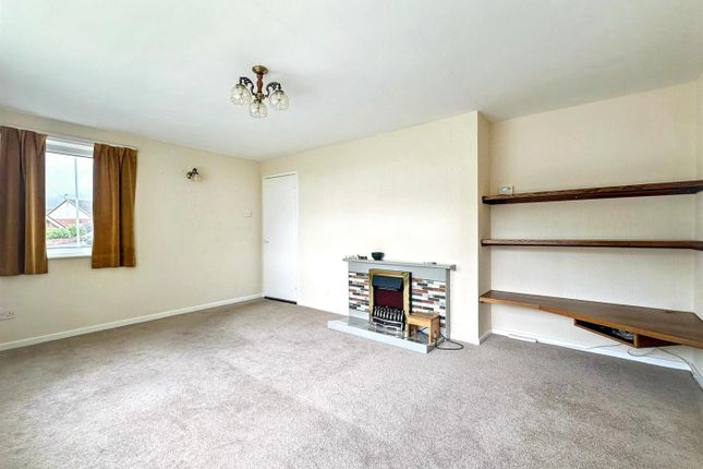 14, Moorland Road, Leek photo 4