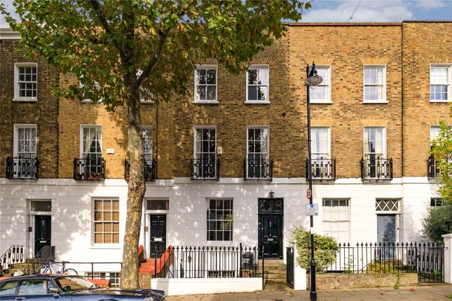 Thumbnail Flat to rent in Richmond Avenue, London