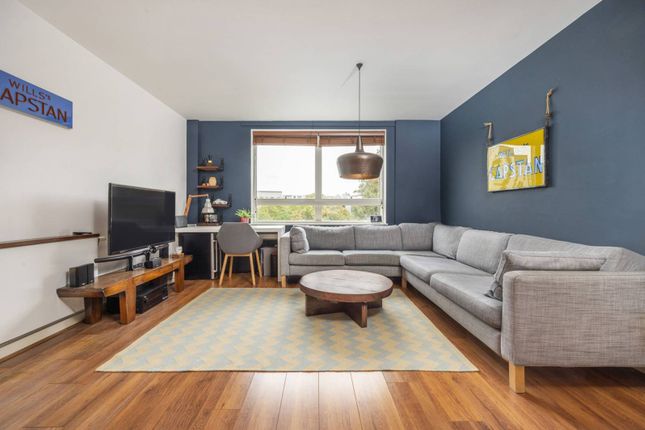 Flat for sale in Market Road, Islington, London