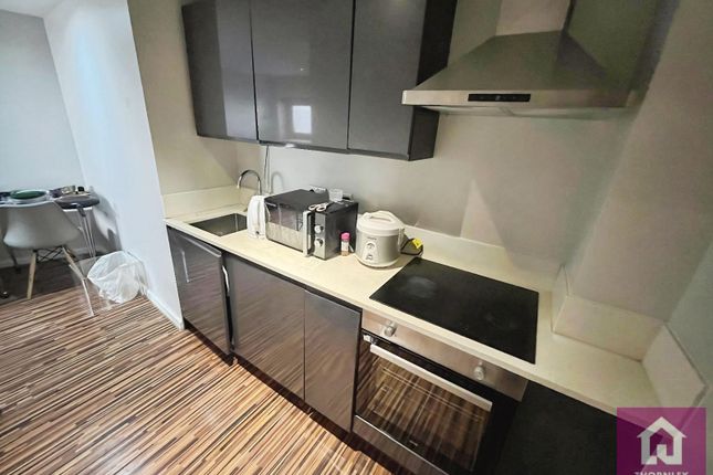 Flat 303, 90, Princess Street, Greater Manchester photo 2