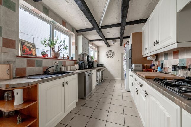 57 Albany Road, Great Yarmouth photo 4