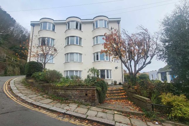 Flat to rent in Unicorn House, Croft Road, Hastings