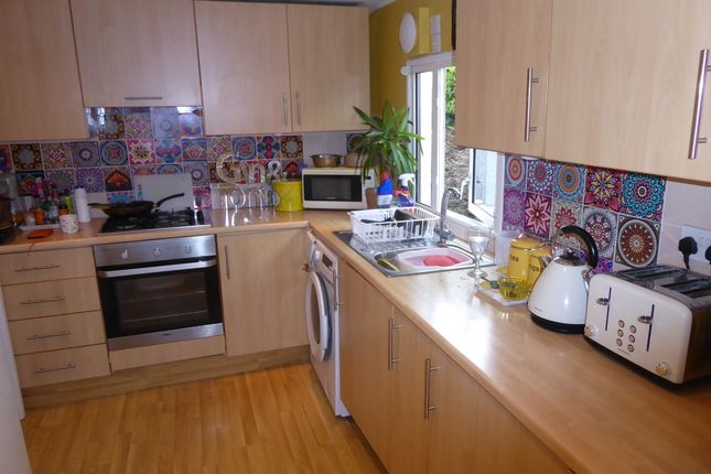 35, Chapel Farm Park, , Normandy, Guildford photo 2