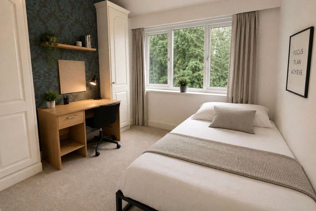 Rooms at, 54, Talbot Road, Manchester photo 2