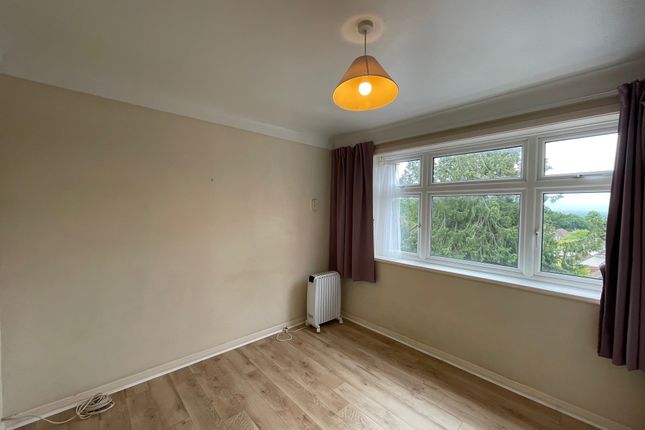 3 bed flat to rent in Bassett Avenue, Southampton SO16