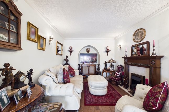 15, Manor Park Road, Solihull photo 2