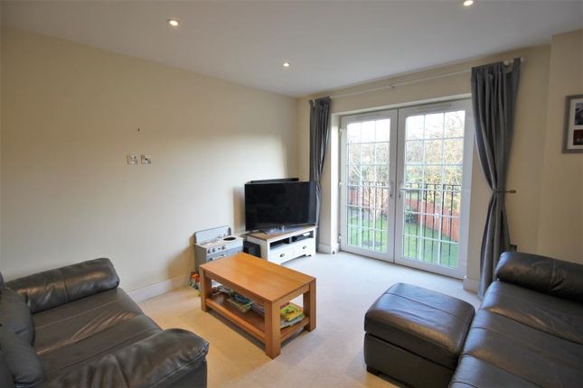 Flat to rent in Foxleigh Grange, Bisley, Woking