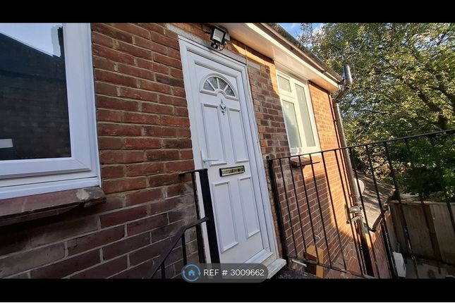 A Cove Road, Farnborough photo 2