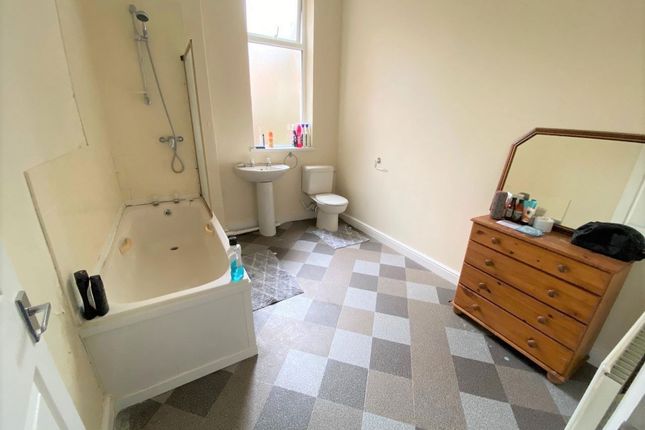 58, Holly Avenue, Wallsend photo 3