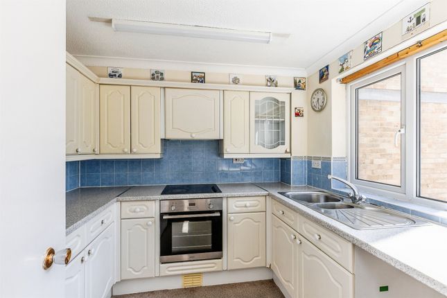 Flat 11, Stratford Court, Westover Gardens, BRISTOL photo 4
