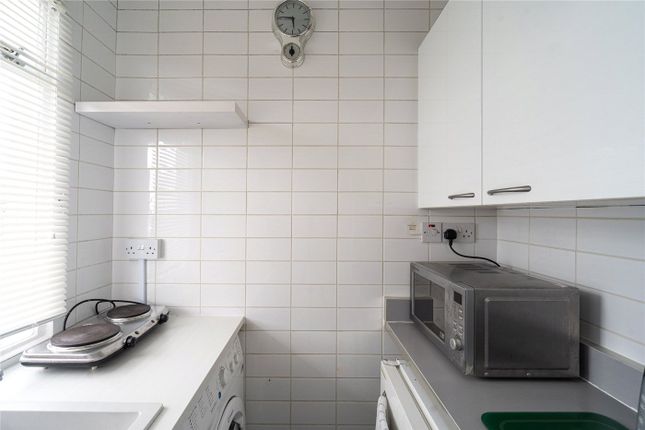Flat 122, Pullman Court,, Streatham Hill, London photo 4