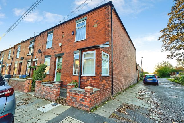 2-bed terraced on Shaftesbury Road, Salford, £165,000