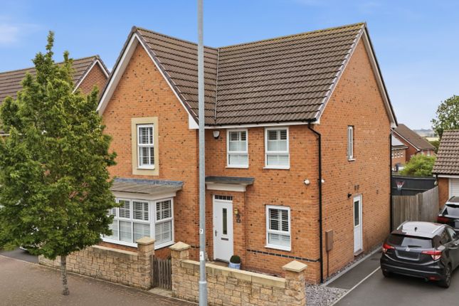 14, Acacia Way, Nottingham photo 2