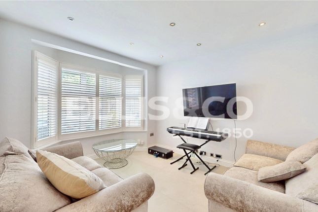 Elm Avenue, Eastcote photo 3