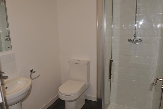 Thumbnail Flat to rent in Fountain House, Market Place, Nuneaton