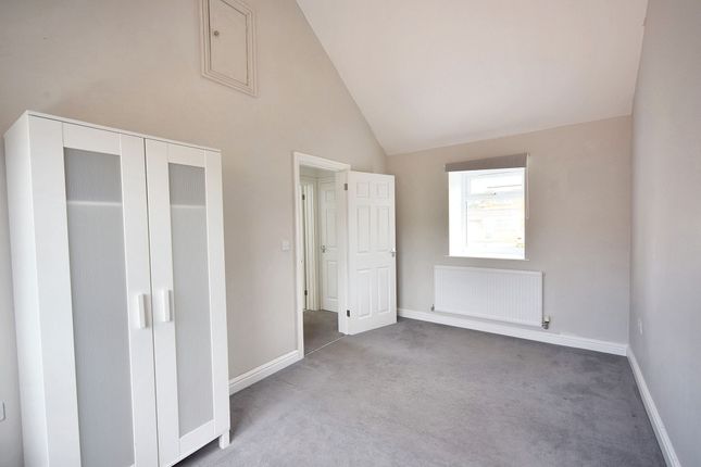 67a Middletune Avenue, Sittingbourne photo 5
