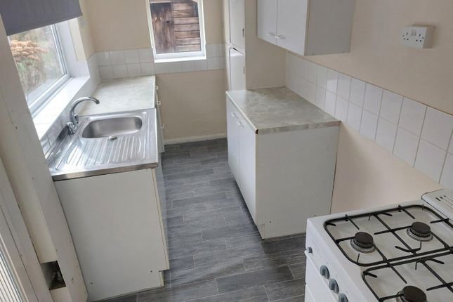 105, Oak Street, Burton on Trent photo 4