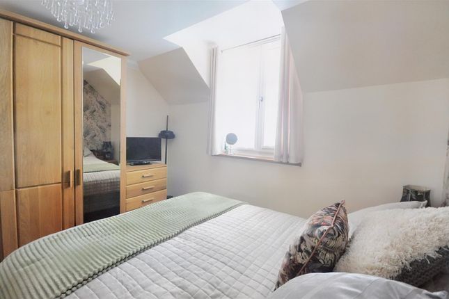 Flat for sale in Stafford Close, Stone