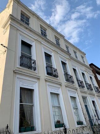 Flat to rent in Priory Street, Cheltenham
