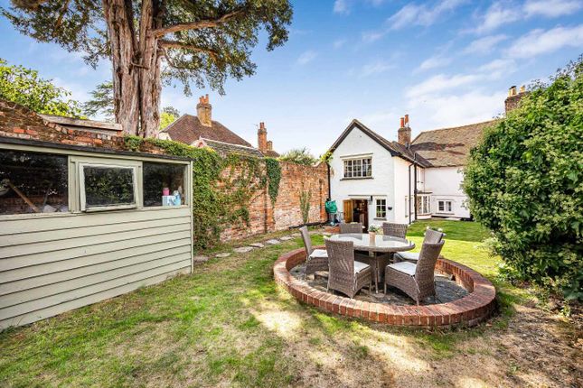 Bow Cottage, High Street, Sonning Reading photo 4
