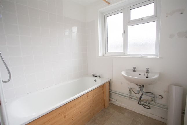 165, Henson Park, Chard photo 4