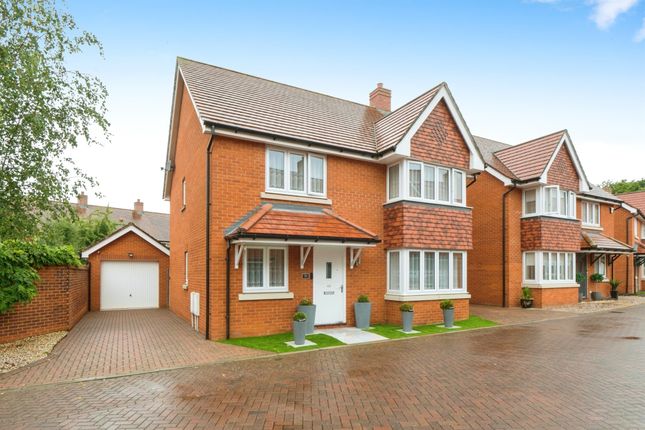 Thumbnail Detached house for sale in Cleverley Rise, Bursledon, Southampton