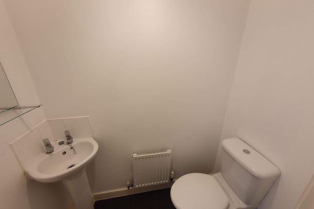 17 Becketts Close, Grantham photo 5