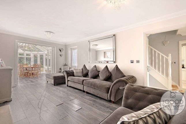 6, Mill Grove, Ongar photo 3