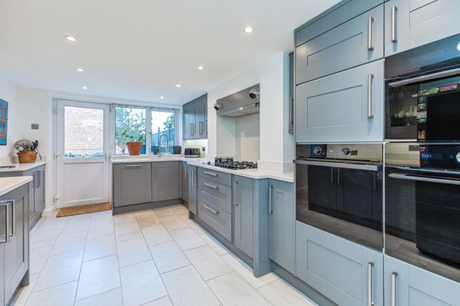 Maidstone Road, Chatham photo 3