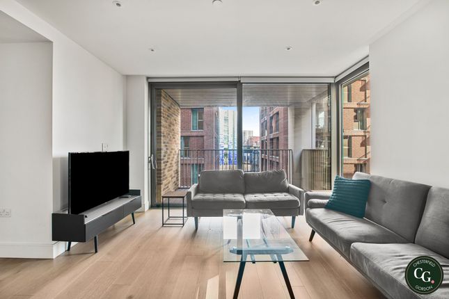 Apt 33, Salisbury House, London photo 2