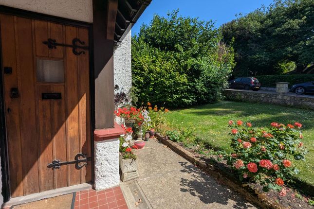 Southcote, Priory Road, Shanklin photo 3