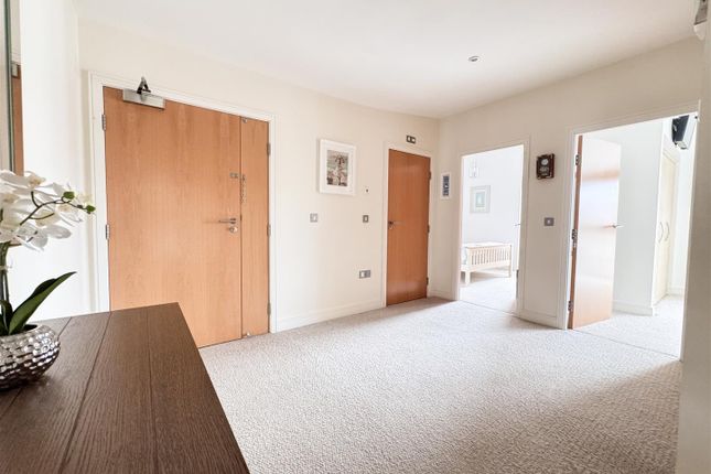 35 Centauri Court, Midway Quay, Eastbourne photo 3