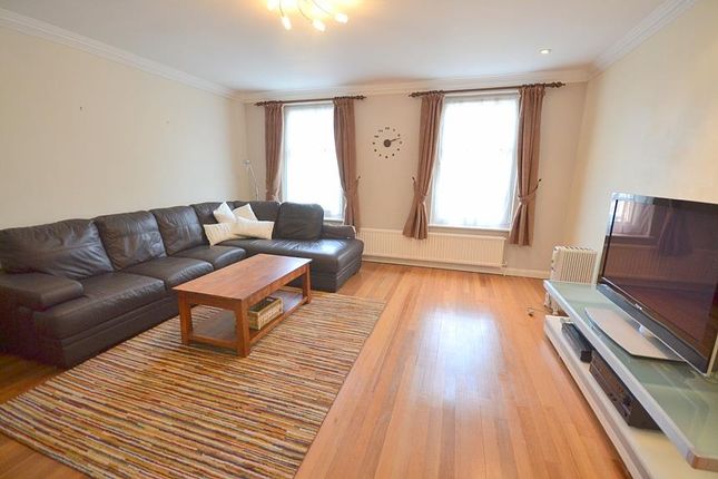 Thumbnail Flat to rent in Guildown Avenue, London
