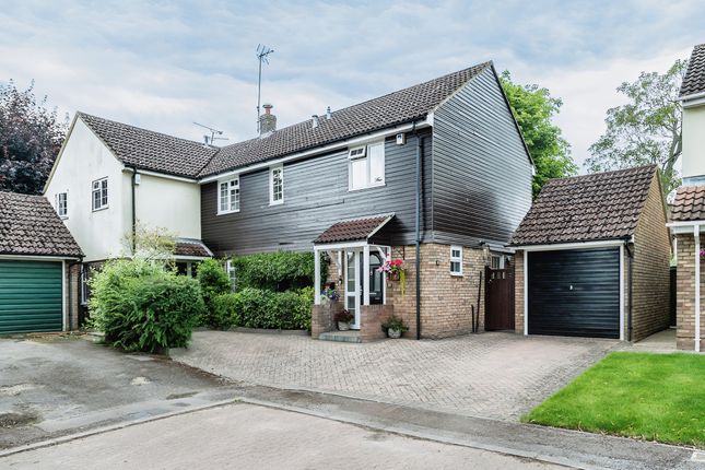 Thumbnail Semi-detached house for sale in Friary Field, Dunstable