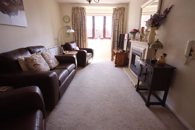 13, Clift House, Chippenham photo 3
