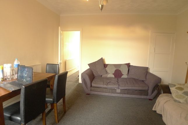 53 Bishops Road, Peterborough photo 4