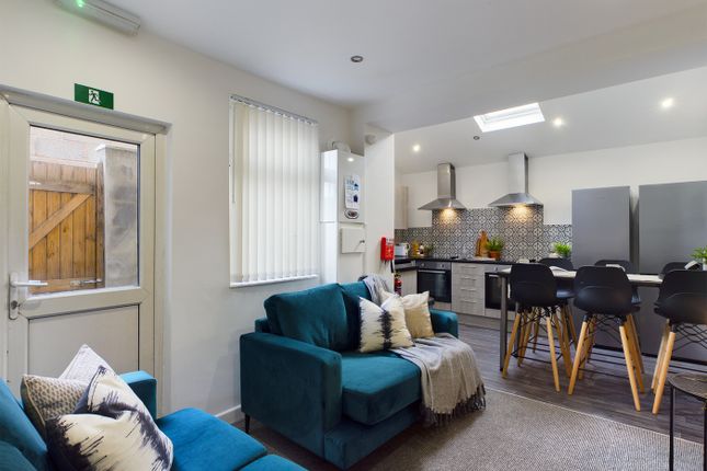 Thumbnail Shared accommodation to rent in Empress Road, Liverpool
