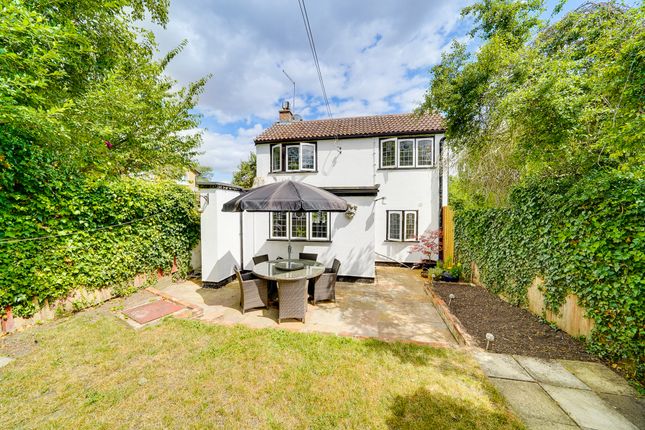 Thumbnail Cottage for sale in Home Farm Road, Houghton, Huntingdon