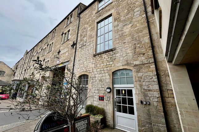 1-bed flat on 4, Bridge Yard, Bradford-on-Avon, £1,100/mo