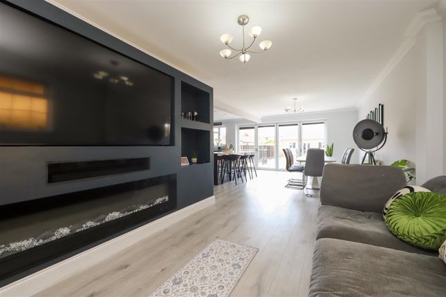 53, Copperfield Avenue, Hillingdon photo 3