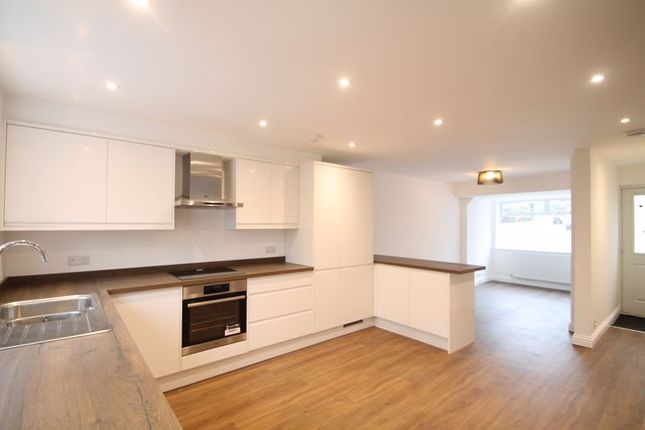 End terrace house to rent in Robinson Road, High Wycombe