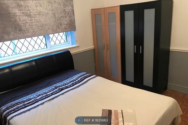 Room to rent in Mogden Lane, Isleworth/Twickenham