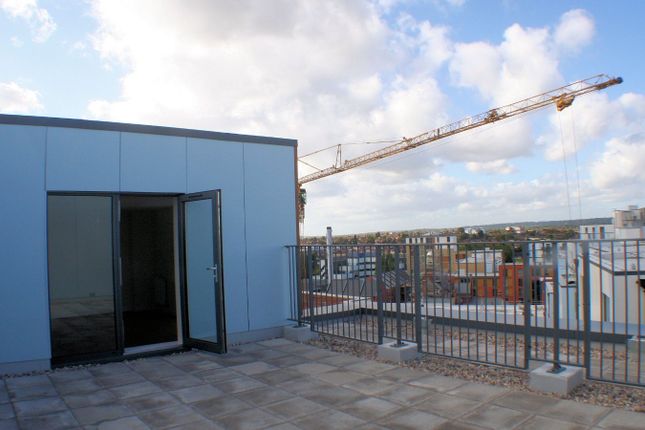 29, Galton Court, Colindale photo 3