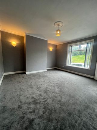 82 Lady Ann Road, Batley photo 3